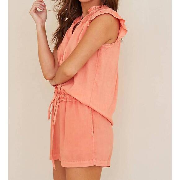 NEW BELLA DAHL sleeveless smocked ruffle top in fiesta orange - Picture 4 of 4